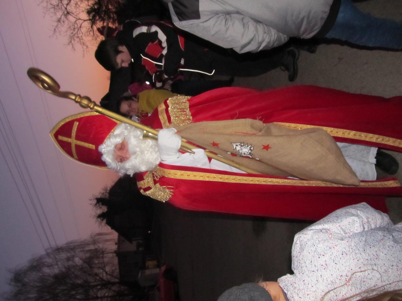 17b4f_i_4147292.jpg