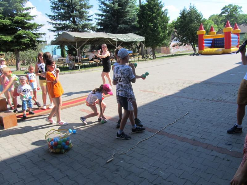 fe25c_i_3921512.jpg