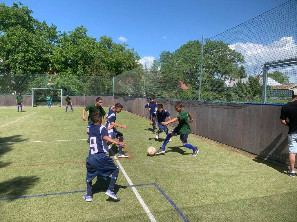 4b83e_5_futbal.jpg
