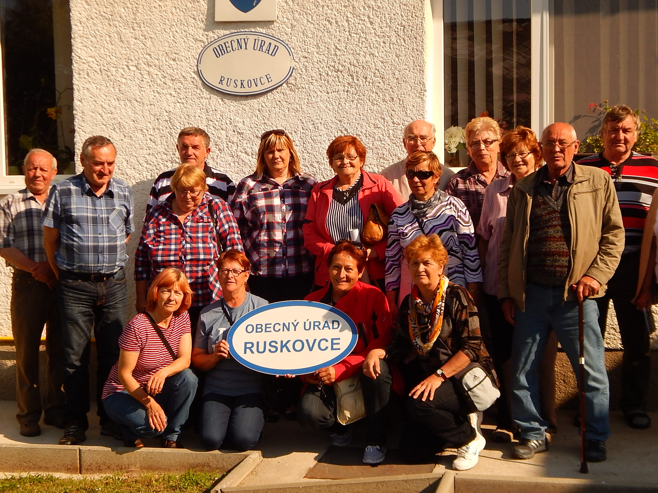   Navšteva dôchodcov v obci Ruskovce pri Bratislave