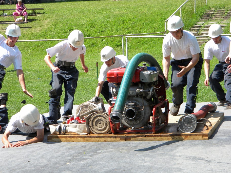 Okresné kolo pripravenosti hasičských družstiev Neporadza 2010