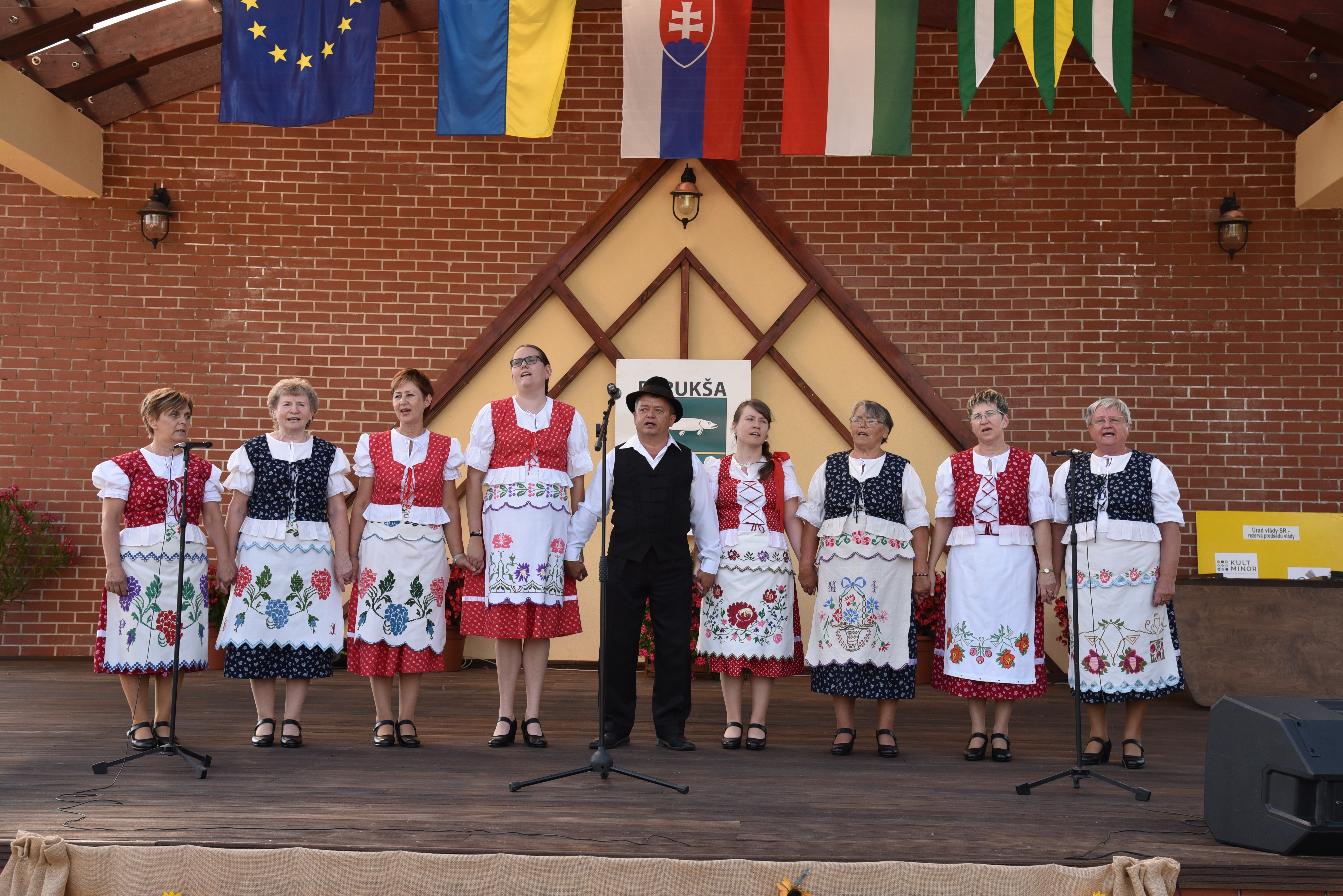 Festival národností SZIRÉN nemzetiségi fesztivál