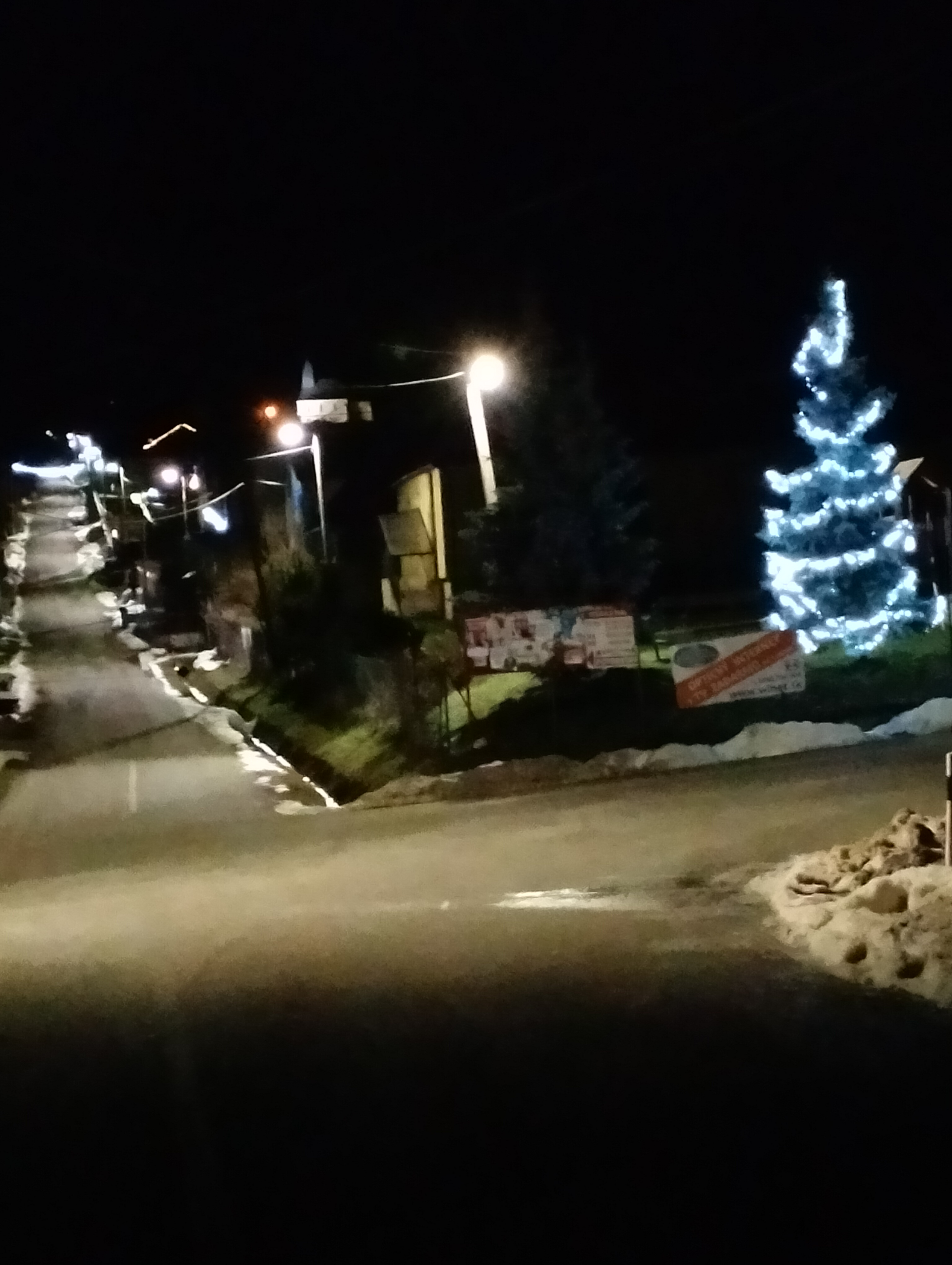 Vianočná výzdoba obce - december 2022